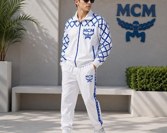 Conjunto deportivo MCM blanco y azul, chaqueta y pantalón deportivo MCM, chándal de lujo de diseñador para hombre, conjunto urbano azul y blanco, conjunto de pantalón deportivo a juego.