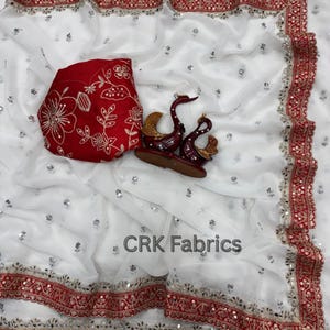 Sari de georgette puro con bordado de lentejuelas Dori y trabajo de espejos auténticos / Sari de fiesta de diseñador