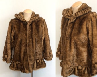 Vintage geschulpte jas van imitatiebont, jaren 40/50-stijl