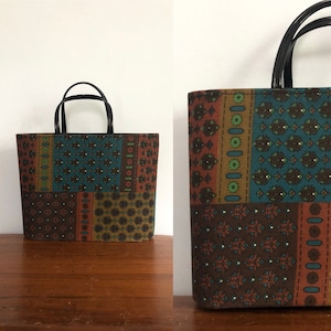 Vintage 70s Tote Bag / Ethnic Boho Hippie Festival Purse / Small Structured Cloth Market or Beach Bag