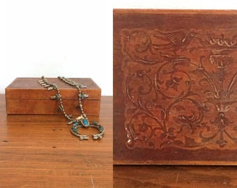 Vintage Distressed Carved Birds Wood Box / Wooden Jewelry Ring Box / Rustic Trinket Box / Folk Art Box