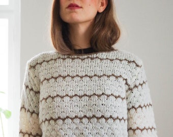 Vintage 80s hand knit cream scallop sweater with waist tie