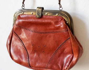 Vintage 1970s caramel brown western handbag