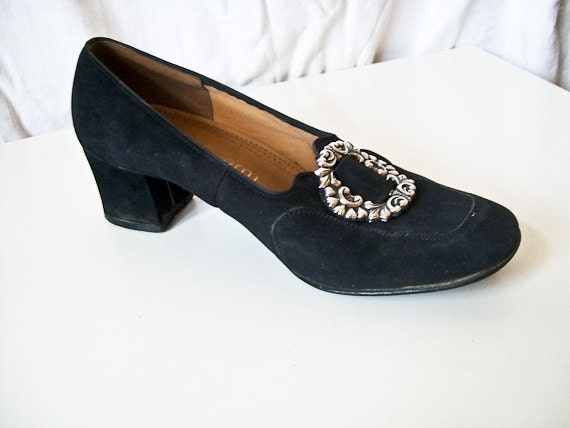 Vintage black suede loafer heels size 7 EU 37.5, 38 Vintage black suede loafer heels size 7 EU 37.5, 38