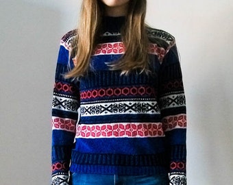 SALE Vintage jacquard fair isle blue pink and white sweater  size S