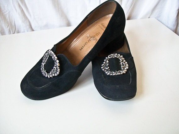 Vintage black suede loafer heels size 7 EU 37.5, 38 Vintage black suede loafer heels size 7 EU 37.5, 38
