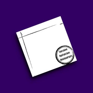 Pode incluir: Um bloco de notas quadrado branco com um design de linha e seta preta. O bloco de notas tem um carimbo circular que diz "Executive Dysfunction Headquarters" em uma fonte desgastada. O fundo é roxo sólido.