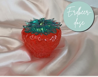 Klein aardbeienkommetje van epoxyhars, handgemaakt als sieradenschaaltje voor ringen, decoratief kommetje in harskunstdesign, cadeau voor haar, uniek stuk, rood