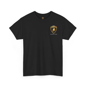 ランボルギーニ シールド Tシャツ | 小さな胸のエンブレム、高級車ロゴ Tシャツ