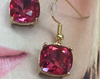 Love dangle earrings