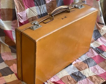 Vintage Tan Leather Suitcase Weekend Small Case 1950s