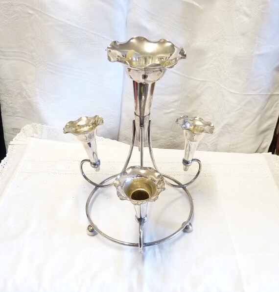 Home Décor Vintage silver plated epergne with four flutes Table centre