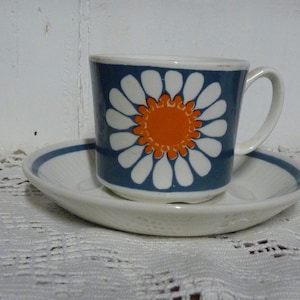 VINTAGE Figgjo Flint DAISY Design Tasse à thé et soucoupe Turi NORVÈGE 1960s Rétro Mid Century Rare