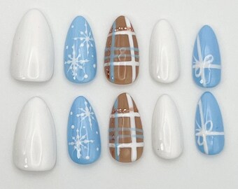Gingerbread Cookies on a Snowy Day Press-On Nails | Medium | Almond | Hand Made| Custom Sizing
