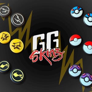 Puede incluir: Un conjunto de diez cubiertas circulares para palancas de mando con diversos diseños, incluyendo rayos, siluetas amarillas de Pikachu y motivos esféricos de colores. El texto GG SKINZ aparece en el centro de la disposición.