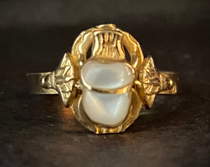 Vintage 18k Yellow Gold Egyptian Scarab Ring