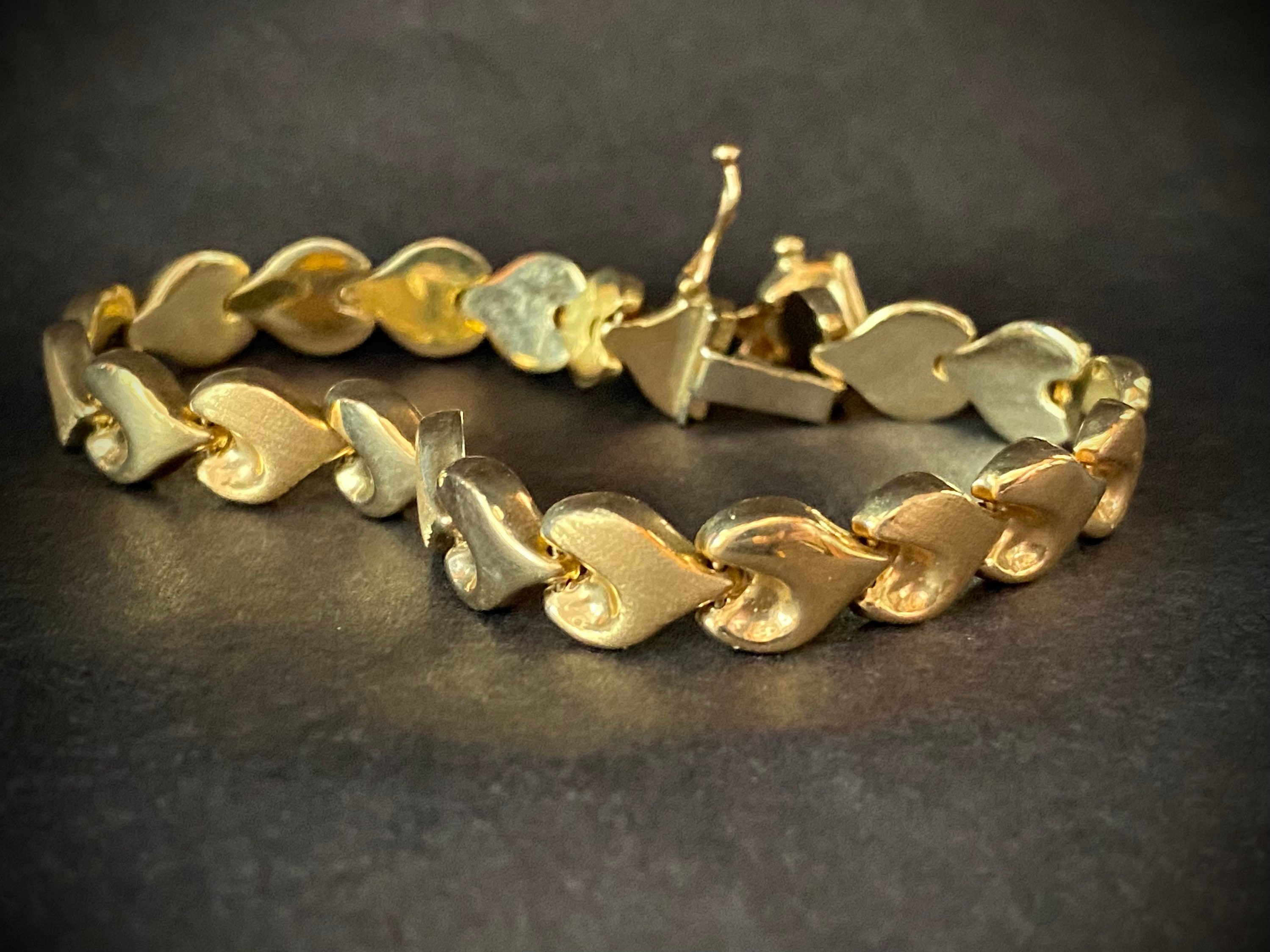 Retro 14k Gold Heart Bracelet - Etsy