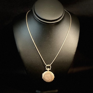 Solid 14k Yellow Gold Antique Picture Locket Chain Included