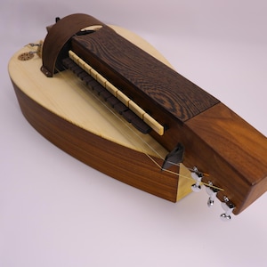 Handmade Hurdy-Gurdy – 5 Strings