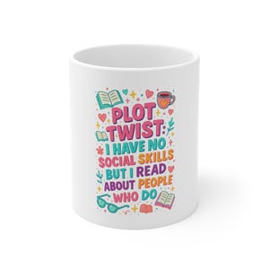 Taza con giro argumental: Sin habilidades sociales, lee sobre la gente (325 ml/444 ml)