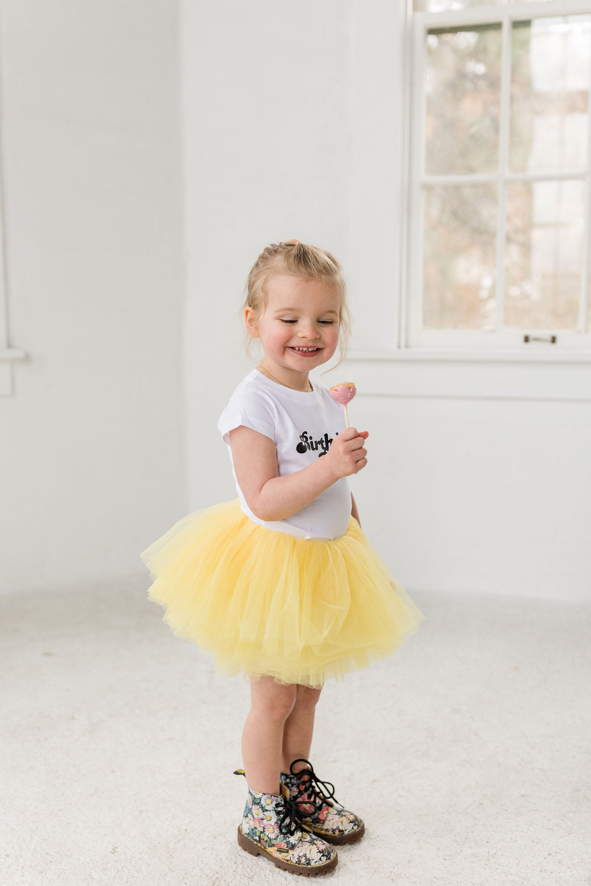 Baby yellow pleated skirt online