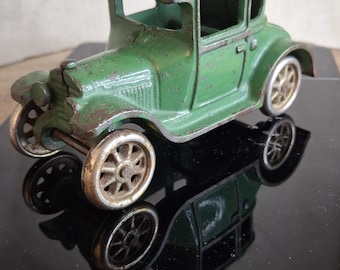 Antique Arcade Cast Iron Ford Model A Coupe Green Toy Car 5" Freeport ILL 1920s