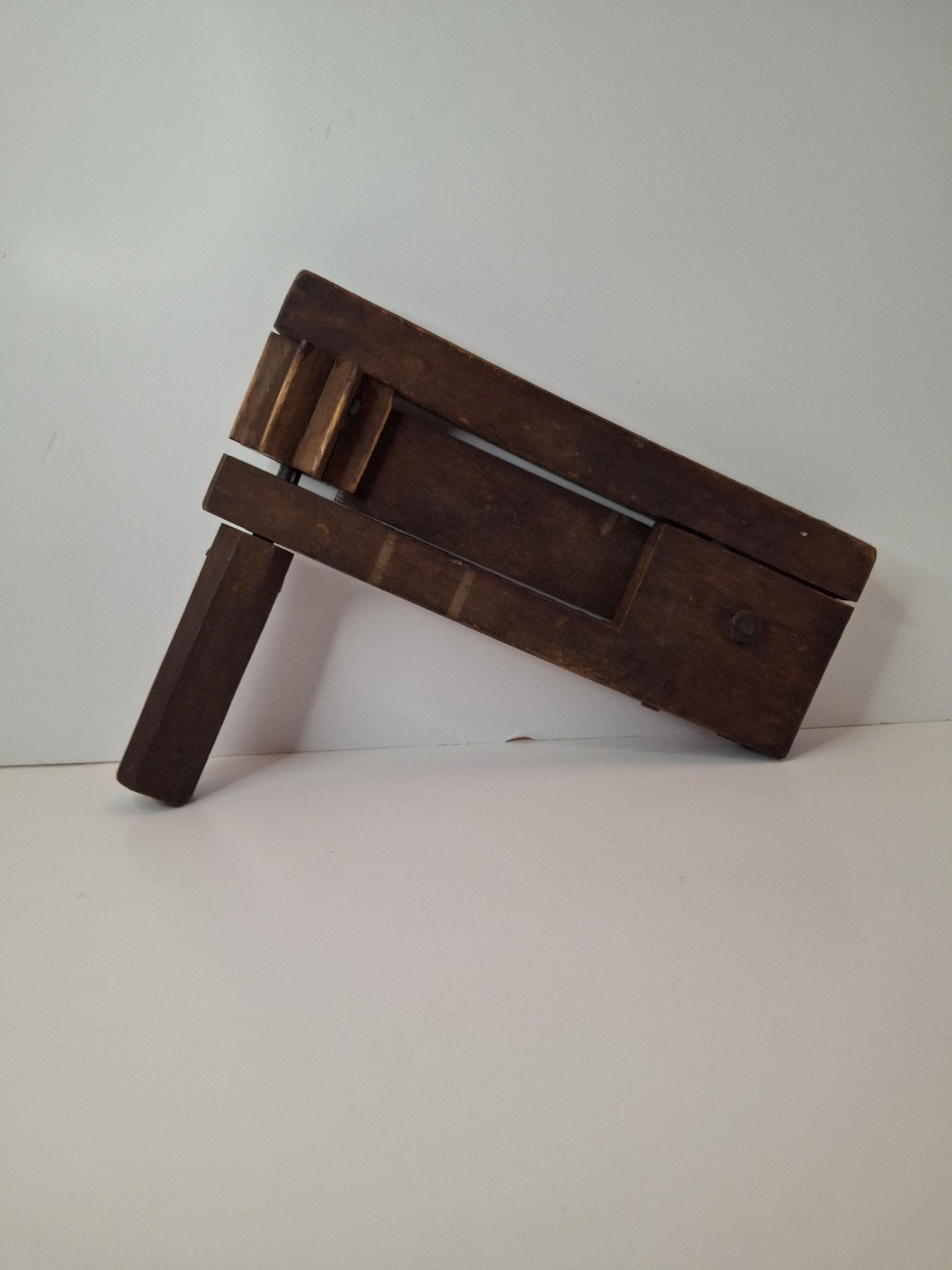 Hand crank siren - Etsy 日本