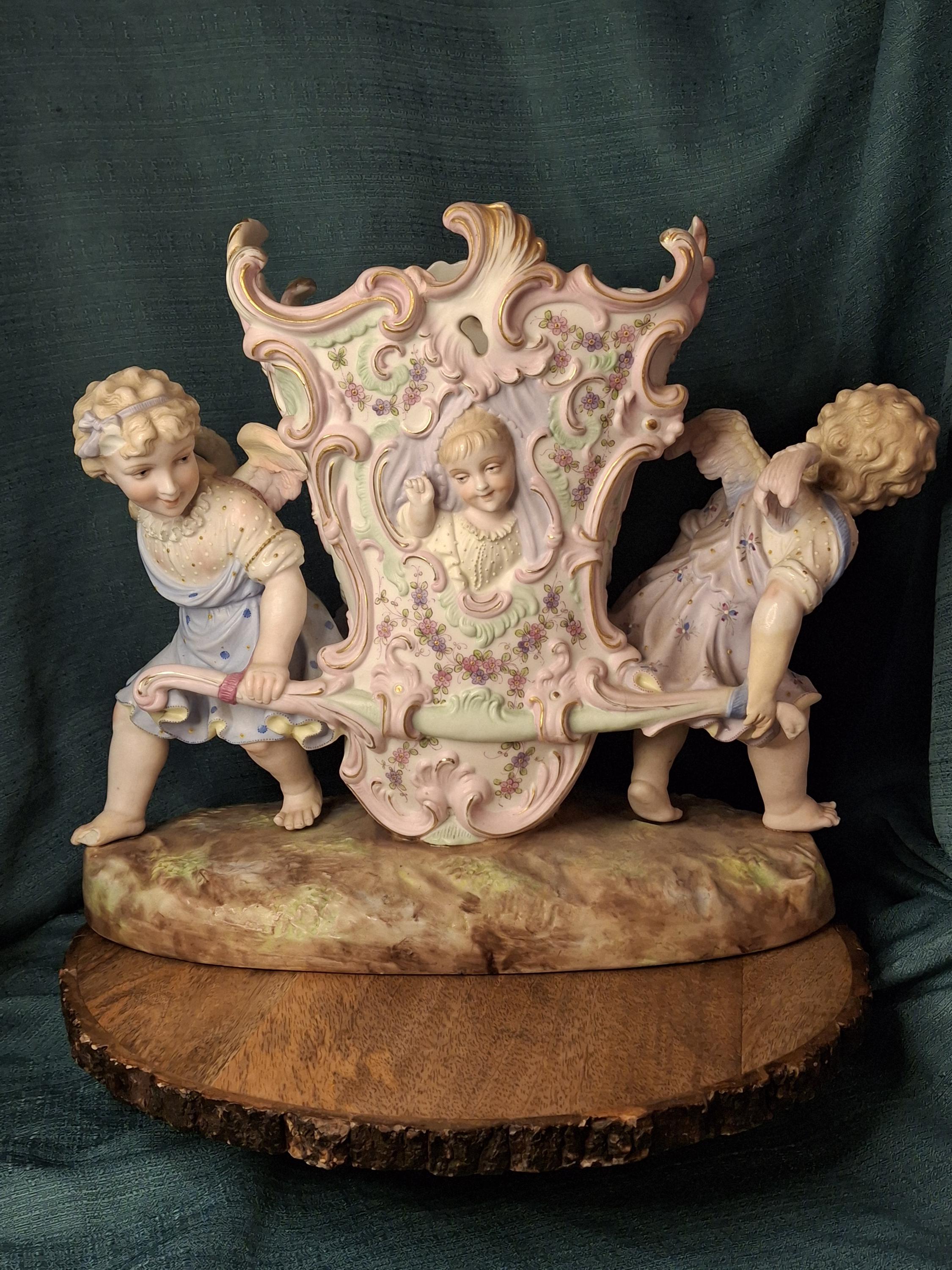 Heubach vase - Etsy 日本