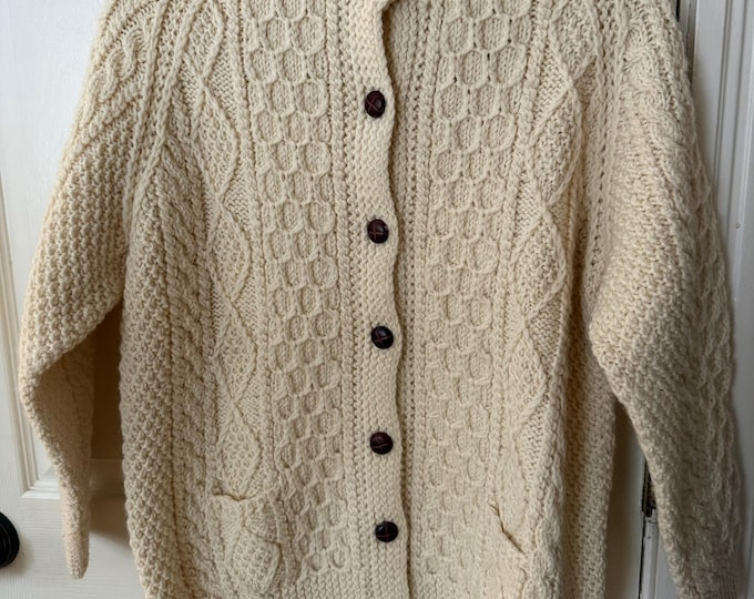 Vintage Irish Aran Wool Cardigan – Hand Knit – Quill’s Woollen Market – Made in Ireland