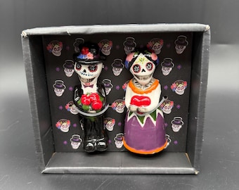 Day of the Dead Salt and Pepper Shakers Blue Sky Clayworks | Sugar Skull Couple Set w/ Box | Halloween Gothic Kitchen Decor