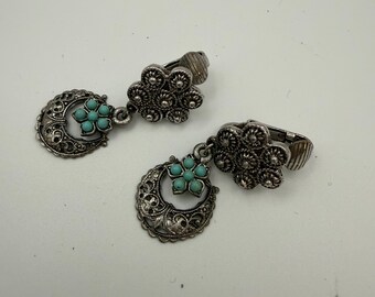 Vintage Silver Tone Filigree Drop Earrings with Turquoise Colored Cabochons | Boho Ethnic Clip-On Earrings