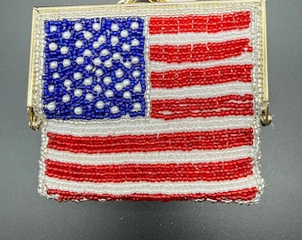 Vintage Beaded American Flag Coin Purse | Patriotic Glass Bead Kiss-Lock Wallet