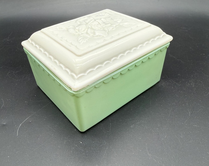 Vintage Jadeite Green & White Milk Glass Trinket Box – Embossed Rose Vanity Box – Cottagecore Jewelry Storage – Shabby Chic Decor