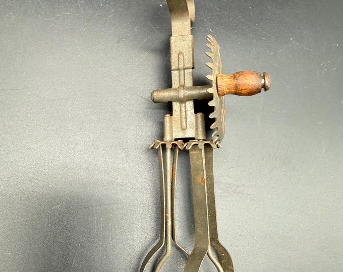Antique Rotary Egg Beater | Hand Crank Kitchen Whisk | Vintage Kitchen Tool | Primitive Cooking Utensil | Farmhouse Decor