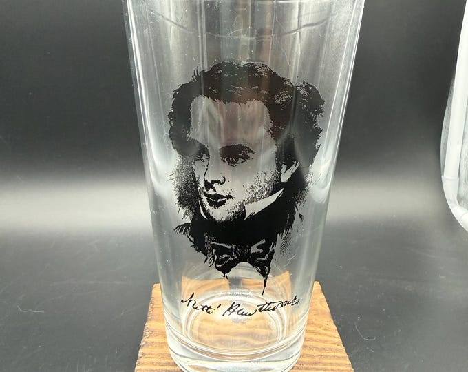Nathaniel Hawthorne Pint Glass – Literary Portrait Beer Glass
