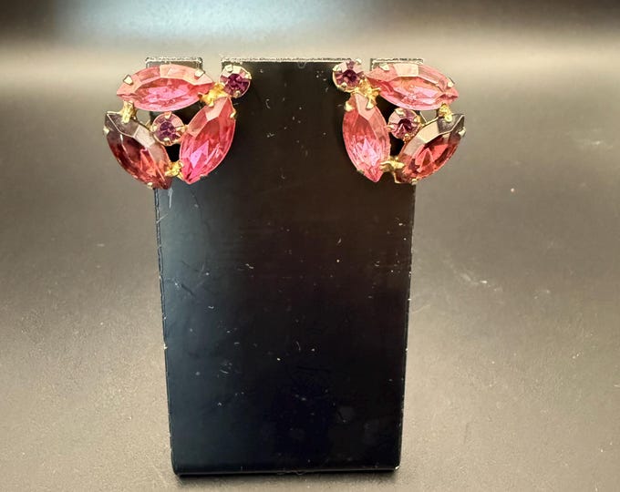 Vintage Pink Rhinestone Clip-On Earrings – Gold Tone, Mid-Century Style