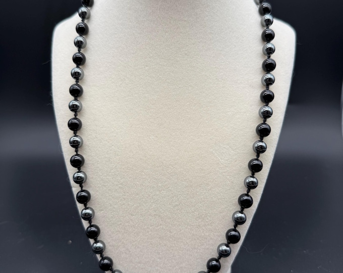 Black Beaded Necklace – Glossy Onyx Style & Hematite Tone Beads – Minimalist Statement Jewelry
