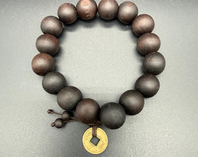 Vintage Wooden Bead Bracelet with Chinese Coin Charm – Adjustable Stretch / Tie Bracelet