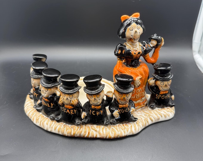 Yankee Candle Boney Bunch Bone White & Seven Dreadful Dwarfs 2013 Halloween Jar Holder