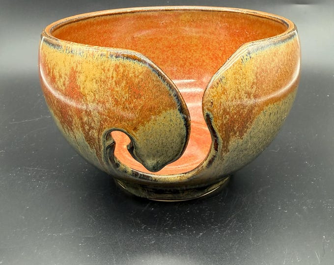 Handmade Pottery Yarn Bowl – Rustic Glazed Ceramic Knitting Bowl with Cutout