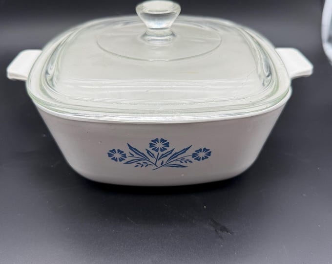 Vintage Corning Ware Blue Cornflower Casserole Dish w/ Glass Lid – 1.5 Quart