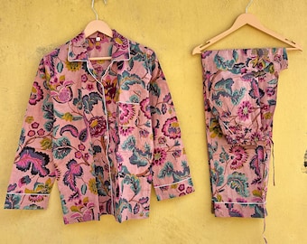 Pigiama in cotone floreale: abbigliamento da casa boho da donna