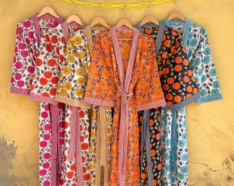 Kimono in cotone con stampa floreale: pigiama estivo leggero