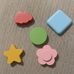 Base compatible with toniebox | star|circle|square| 3D Printed | optional chip and magnets |