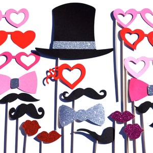 Valentinstag Foto stand Requisite Set mit GLITZER - 21 Stück auf einem Stock - Tolle Fotobooth Requisiten - Valentinstag GLITZER Requisiten - SILBER