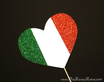 Photo Booth Props ~ GLITTERY Italian Flag Heart  - Italy Flag - GLITTER Photobooth Prop