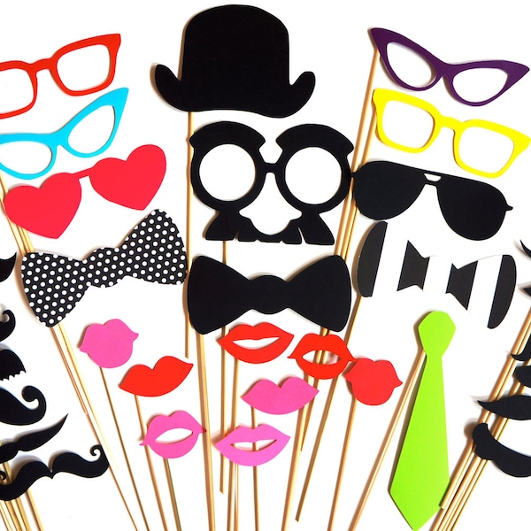 Photo Booth Prop Set - 32 pieces on a stick - Birthdays, Weddings, Parties - Great Photobooth Props