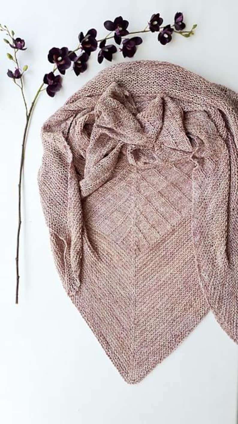 Symmetrical Triangle Shawl KNIT PATTERN - Etsy