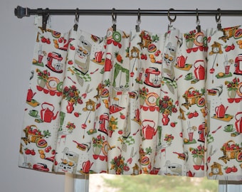 Mid Century Kitchen Valance .  Retro Kitchky  Curtain . Red with Cream Background  . 1950's Vintage . LIGHTWEIGHT