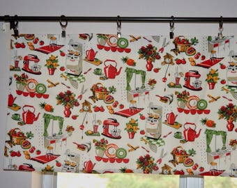 Mid Century Kitchen Valance .  Retro Kitchky  Curtain . Red with Cream Background  . 1950's Vintage . LIGHTWEIGHT